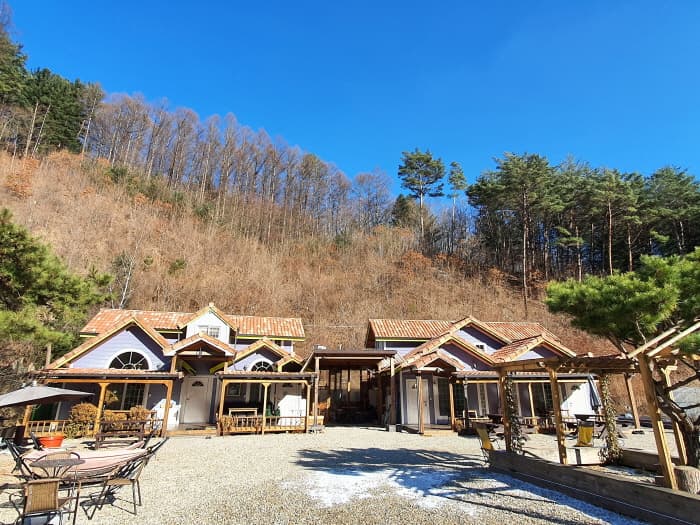 더 휴 펜션