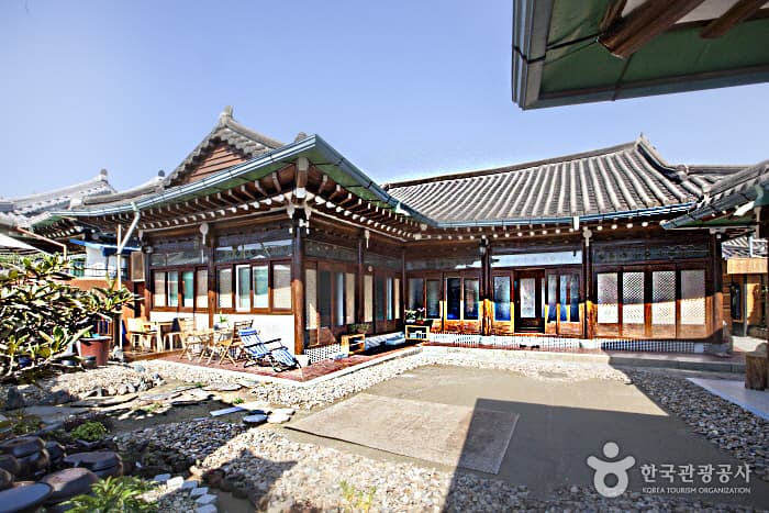 韩屋（The Hanok Guest House）（더 한옥）